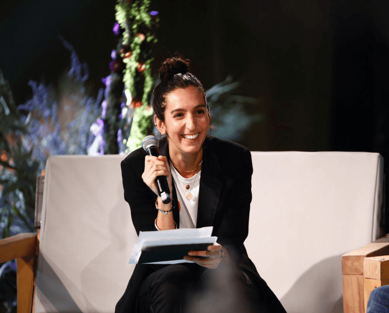 L’Interview Badass #1 : Chloé Cohen du podcast “Nouveau Modèle” - Moodz.co
