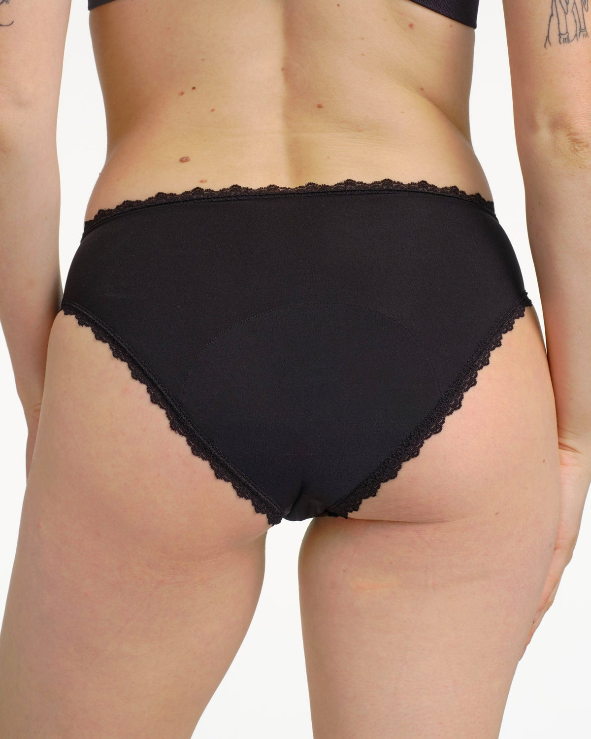 Culotte menstruelle noire en dentelle - Moodz.co
