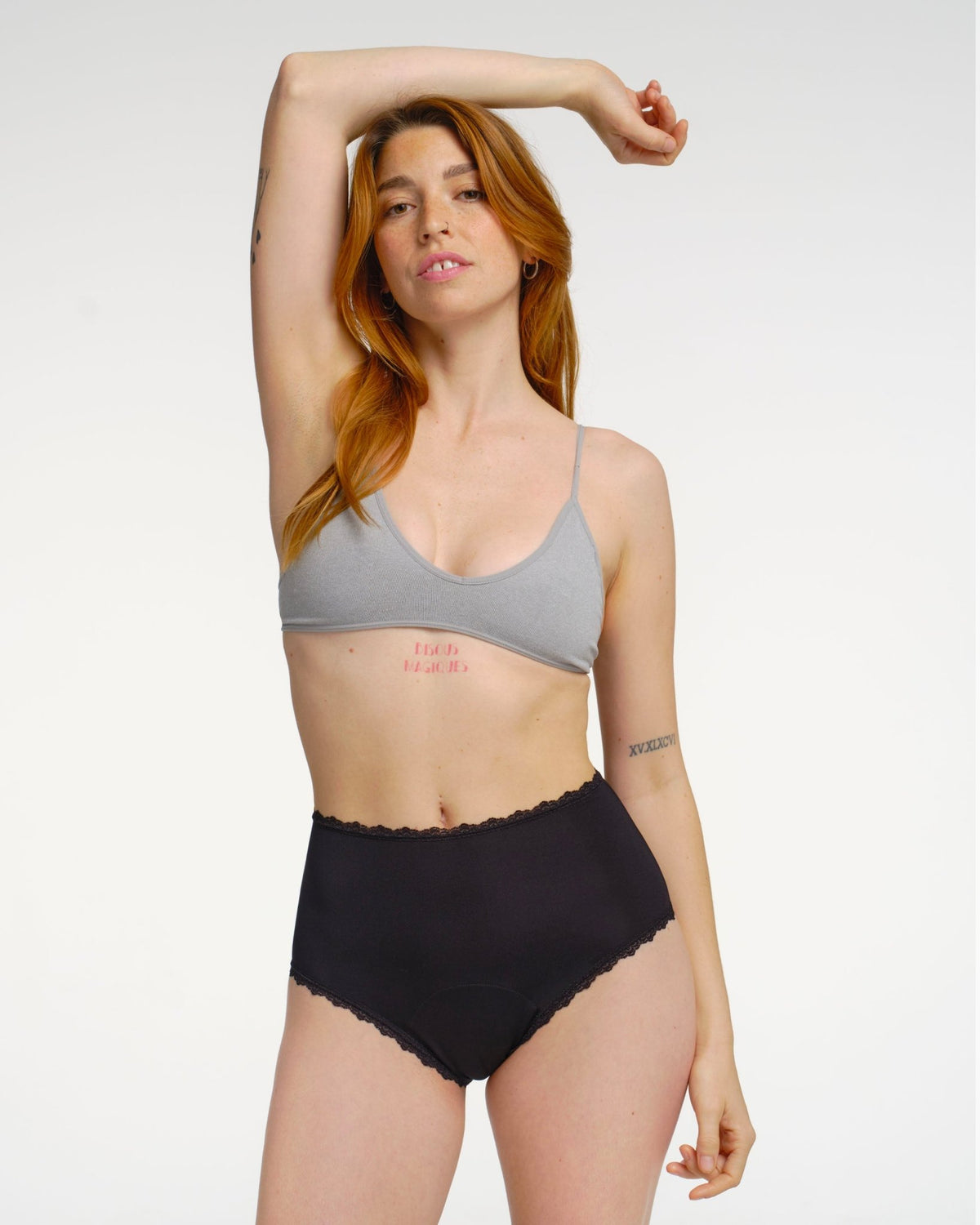 Taille haute menstruelle noire en dentelle - Moodz.co